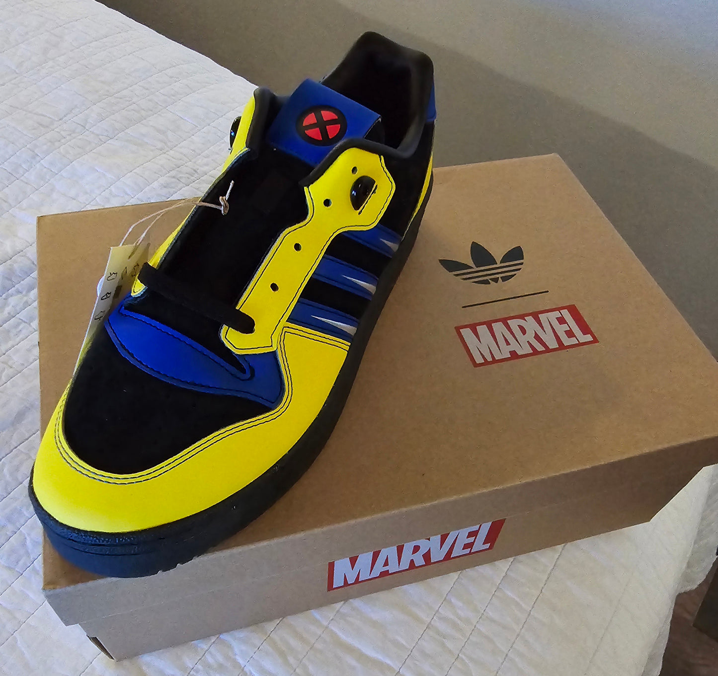 adidas Rivalry Low 86 MARVEL 
WOLVERINE